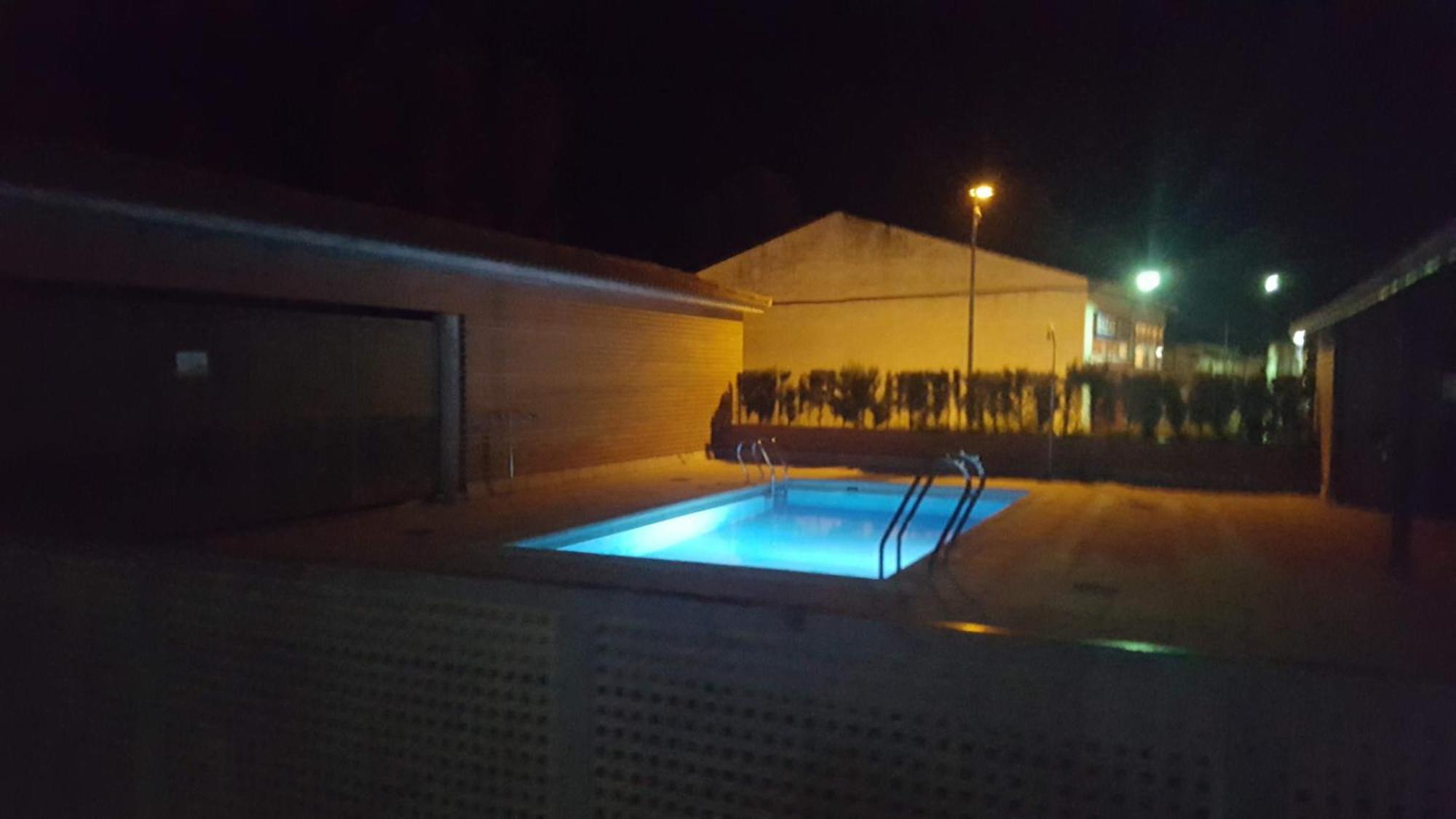 Tu Casa En Mequinenza Con Wifi Lägenhet Exteriör bild